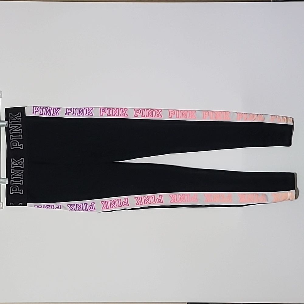 PINK YOGA VICTORIA'S SECRET Black Ankle Leggings - Size‎ XS